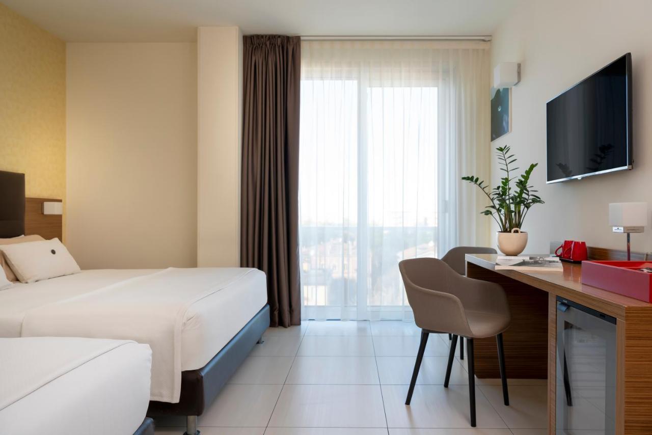 Aqua Hotel Rimini Ngoại thất bức ảnh
