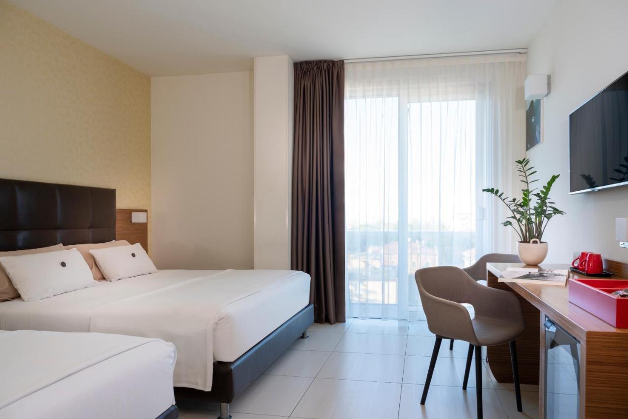 Aqua Hotel Rimini Ngoại thất bức ảnh